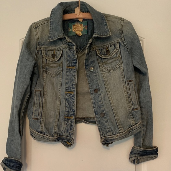 Abercrombie and Fitch Jean Jacket - Picture 3 of 3
